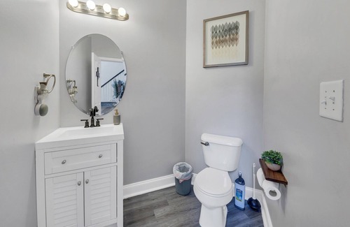 McDonough House | This Homey Getaway is spacious and recently remodeled, great for game night!