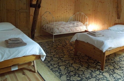 Termes-d'Armagnac House | This house is a 2 bedroom(s), 1.5 bathrooms, located in Termes-d'Armagnac, Occitanie.