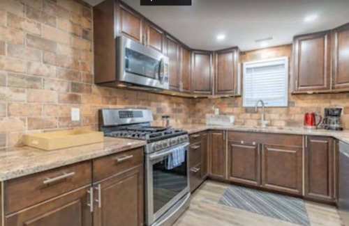 Quinte West House | This house is a 4 bedroom(s), 3 bathrooms, located in Quinte West, ON.