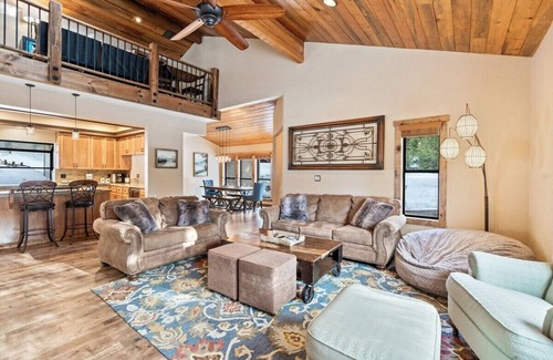 Dogwood Mountain House | This house is a 4 bedroom(s), 3 bathrooms, located in Shaver Lake, CA.
