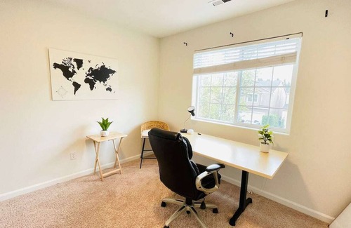 Hillsboro House | This house is a 5 bedroom(s), 3 bathrooms, located in Hillsboro, OR.
