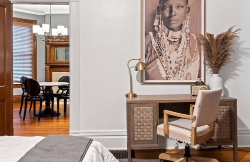 Northside District House | This house is a 5 bedroom(s), 3 bathrooms, located in Lexington, KY.