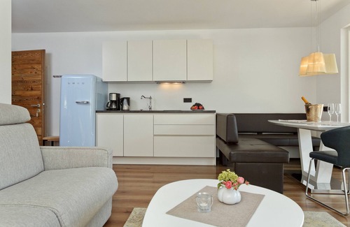Tesimo Apartment | This house is centrally located and yet very quiet.