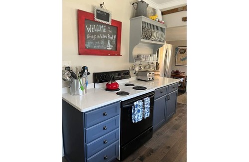 Delavan Lake Cottage | This Incredible Lakefront Getaway on Delavan Lake