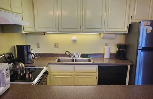 Mammoth Lakes Villa | This is the perfect location for your vacation.