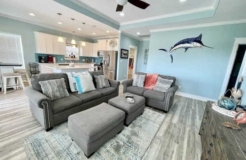 Port Bolivar House | THIS IS WHAT I LIKE - You'll like it too! Super cute, close to beach, 3 bdrm
