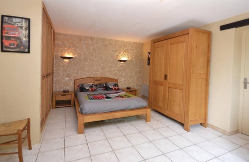 Tulette House | This magnificent villa in a very quiet and completely secluded location has a swimming pool and a pl