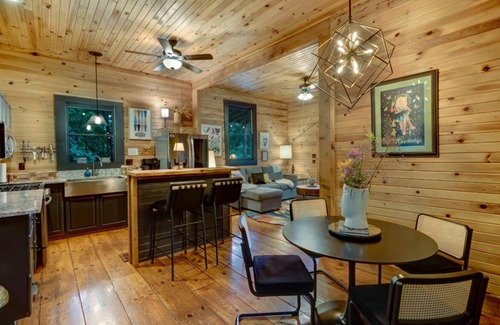 Blue Ridge Cabin | This Must Be The Place.Eclectic skyline retreat with a passionate lover's suite