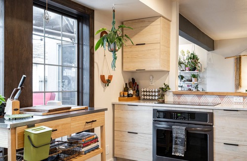 Bay View House | This Must Be the Place-Bayview, Awesome Amenities!