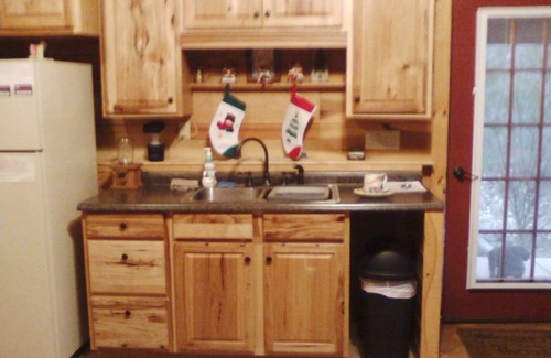 Unaka Cabin | THIS PROPERTY IS NOT FOR RENT BUT COULD NOT GET IT OFF VRBO