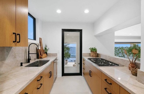 Western Malibu House | This Property once belonged to the iconic Steve McQueen
