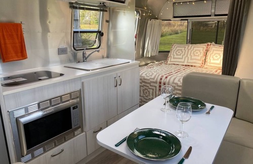Hector House | This rv is a 1 bedroom(s), 1 bathrooms, located in Hector, NY.