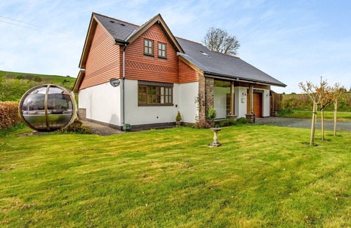 Llangurig Cottage | This stunning property, in the village of Llangurig, is perfect for exploring this beautiful area.