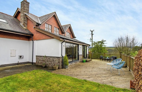 Llangurig Cottage | This stunning property, in the village of Llangurig, is perfect for exploring this beautiful area.