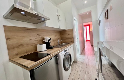 Beausoleil House | This townhouse is a 1 bedroom(s), 1 bathrooms, located in Beausoleil, Provence-Alpes-Côte d'Azur.