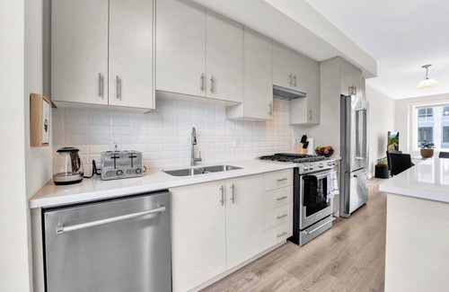 Cambridge House | This townhouse is a 2 bedroom(s), 2.5 bathrooms, located in Cambridge, ON.