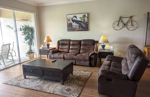Sarasota Villa | This villa is a 2 bedroom(s), 2 bathrooms, located in SARASOTA, FL.