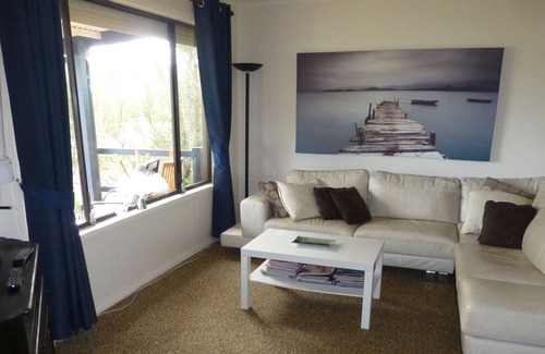 Alexandrina House | THISLDOO HOLIDAY HOUSE CLAYTON BAY