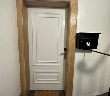 Old Town Apartment | Thistle City Inn