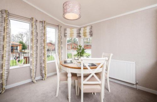 Auchterarder Cabin | Thistle Lodge