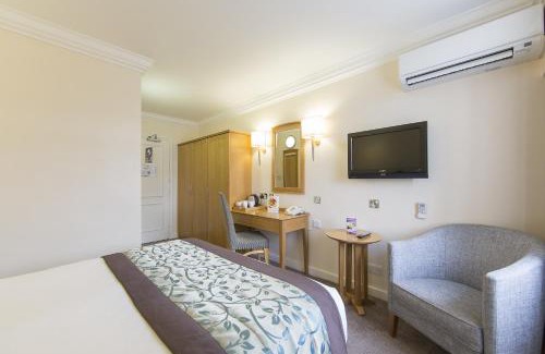 Heathrow Villages Hotel | Thistle London Heathrow Terminal 5