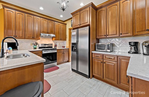 Mill Spring House | Thistle Ridge - Lake Adger Lakefront, Big Views!