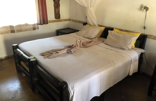 Mbombela Cabin | Thokozani Lodge