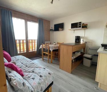 Thollon-les-Memises Apartment | Thollon-les-Mémises - IGLOO 1