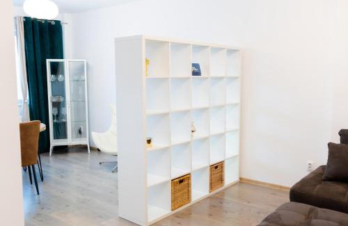 Cluj-Napoca Apartment | Thome White Flat