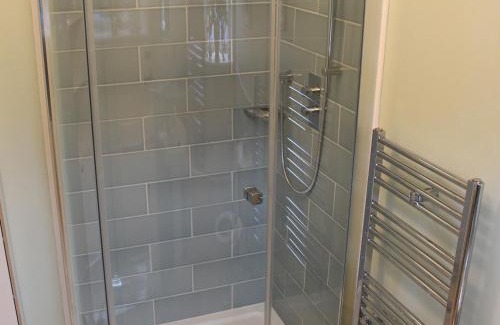 Tideswell House | Thorncliffe Cottage