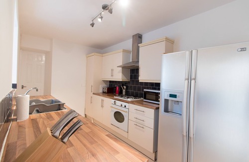 Newbridge House | Thorne House