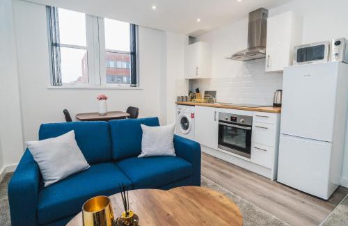 Wakefield Bed & Breakfast | Thornhill House Apartments by VICHY