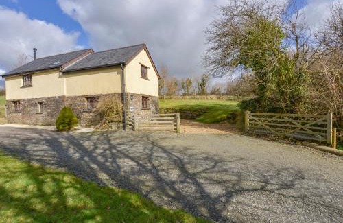 Okehampton House | Thorny Tallet