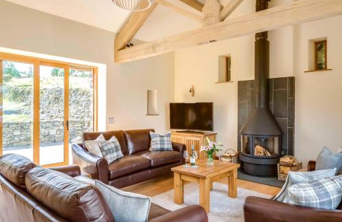 Kendal Ski Chalet | Thornyfield Barn