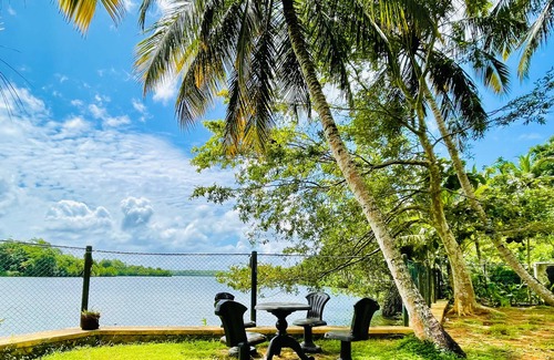 Koggala Bed & Breakfast | Thotupola Lakehouse