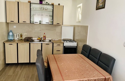 Sobra Apartment | Three bedroom apartment with terrace and sea view Sobra, Mljet (A-4926-a)