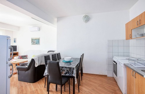 Podglavica Apartment | Three bedroom apartment with terrace and sea view Stupin Čeline, Rogoznica (A-21279-a)