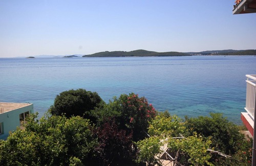 Kuciste Apartment | Three bedroom apartment near beach Kučište - Perna, Pelješac (A-4542-a)
