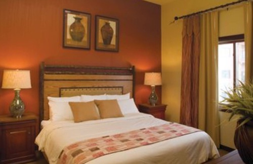 Lake Delton Resort | Three Bedroom Deluxe Luxury Condo, Wisconsin Dells, Wisconsin (19113768)