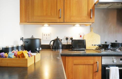 Little Chalfont House | Three bedroom house for your family and workstays