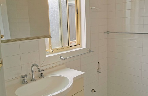 Mitchell House | Three-Bedroom house with two Bathrooms