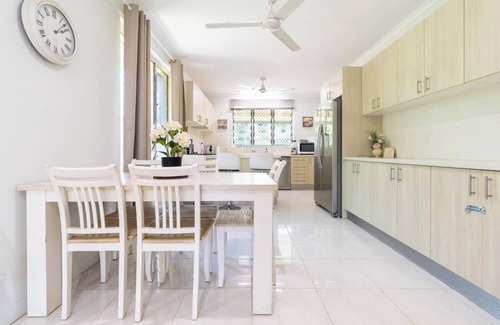 Tiwi House | Three bedroom house with large yard minutes from beach, hospitals, University & shopping centre