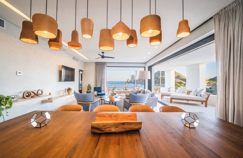 Marina Condo | Three Bedroom plus Den Oceanview Home