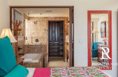Los Cabos Resort | Three Bedroom Villa- Hacienda Encantada Residences