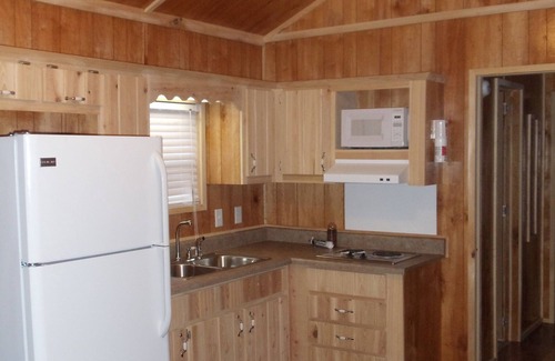 Bentonville Cabin | Three Chimneys Cabin with Beautiful Views of the Shenandoah Valley