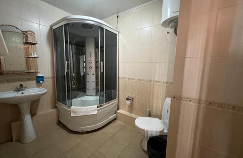 Aktau Hotel | Three Dolphins Hotel