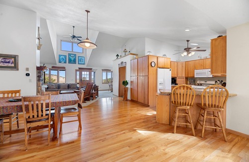 Piedmont Other | Three generations of ranch families have homesteaded on this 40 acre property