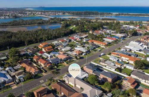 Lake Illawarra House | Three Jewels of the Sea
