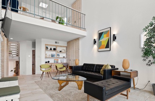 Hollywood Beach House | Three-level beachfront retreat with private rooftop deck, hot tub, & wet bar