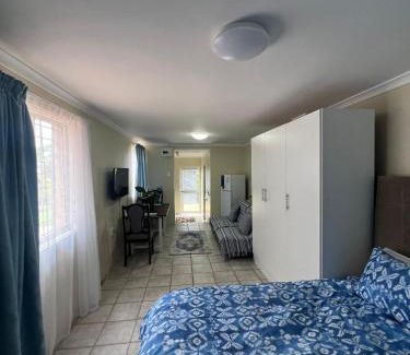 Durban North Apartment | Three Little Birds Guest Cottage
